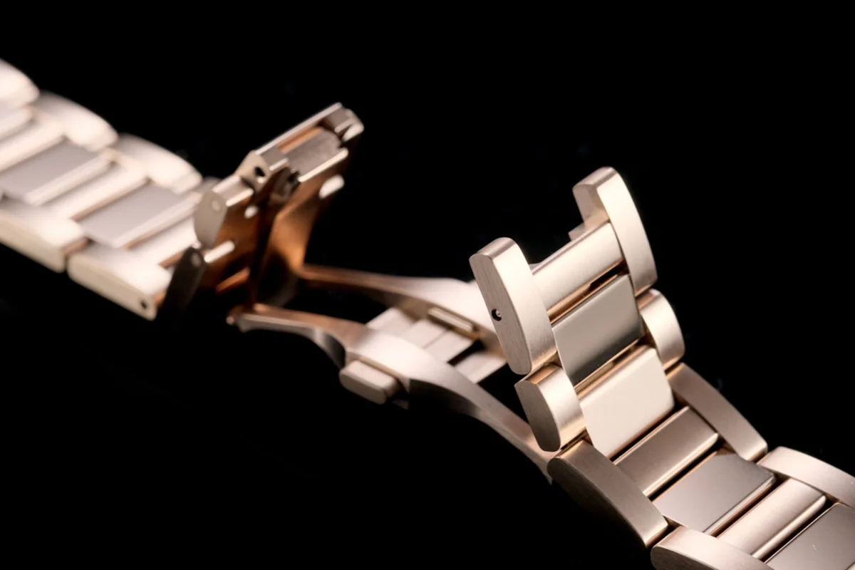 Pasha de Cartier White Dial 35mm in Rose Gold