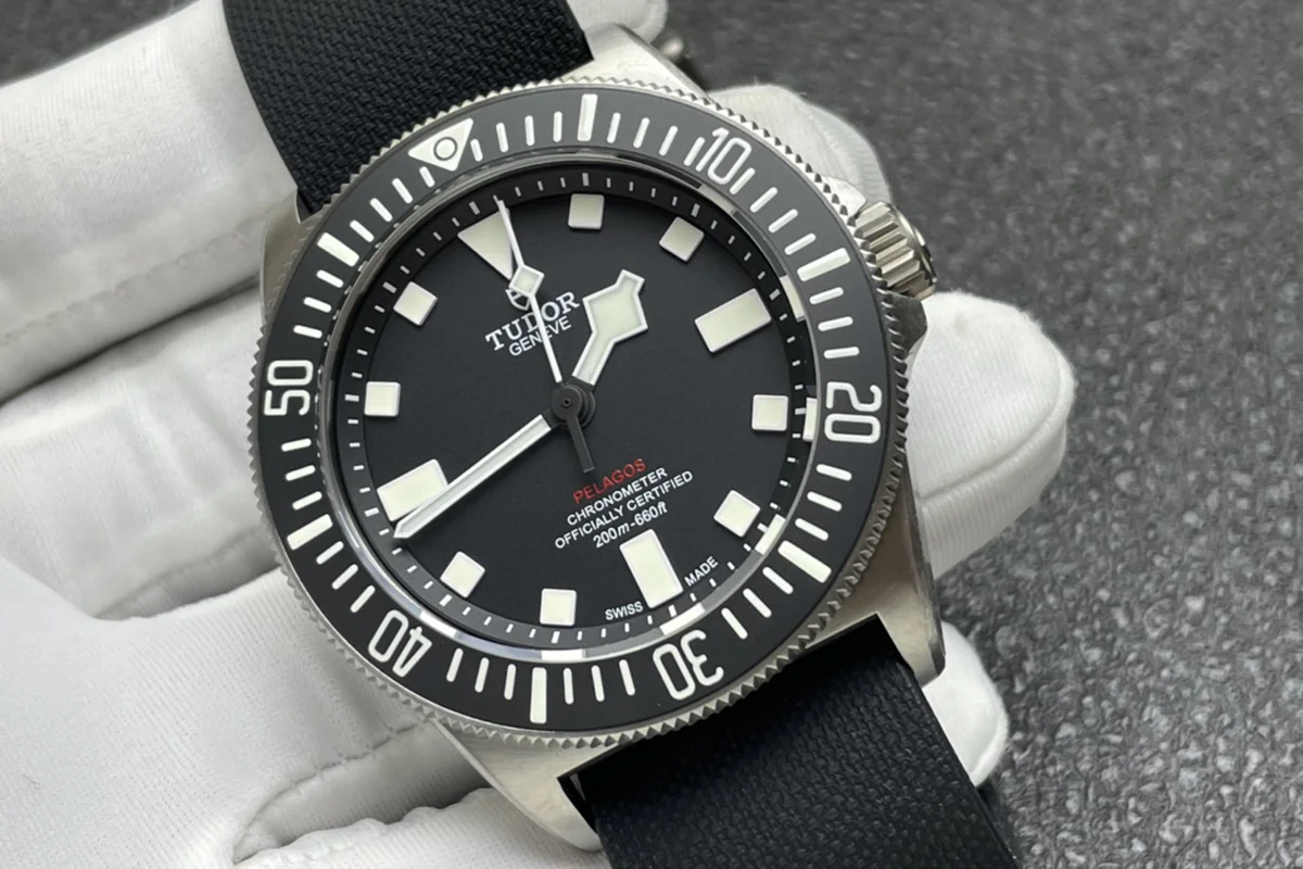 Pelagos FXD Black Dial Ref. M25717N-0001
