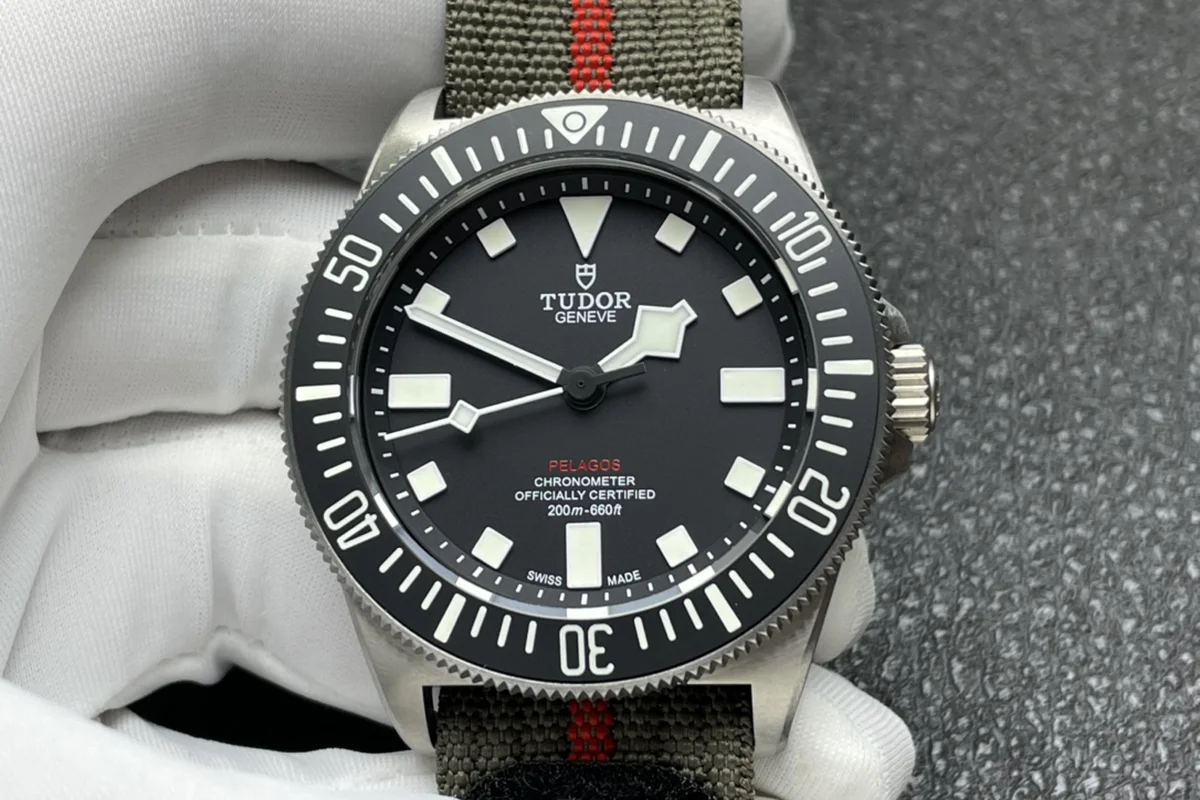 Pelagos FXD Ref. M25717N-0001