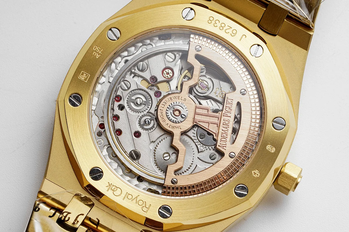Royal Oak 15202 Blue Dial in Yellow Gold