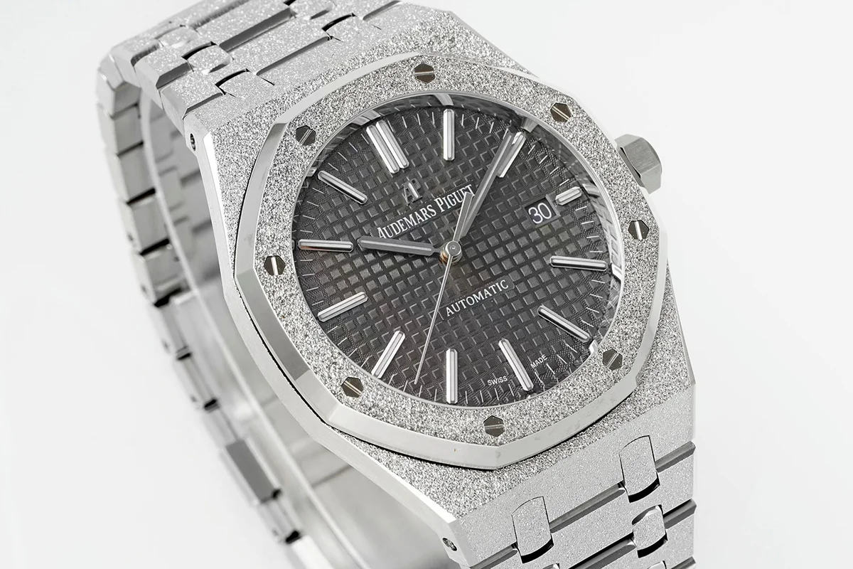 Royal Oak 15450ST 37mm Grey Dial in Frosted Gold