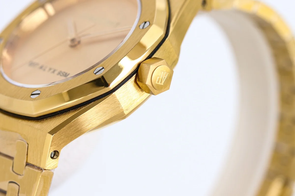 Royal Oak 15550BA Champagne Dial 1017 ALYX 9SM in Yellow Gold