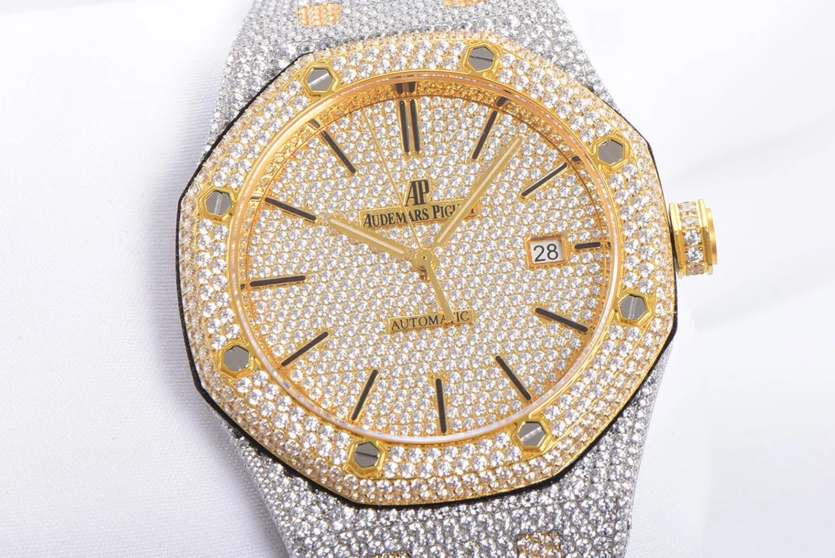 Royal Oak 41mm 15400 Iced Out Steel/Yellow Gold in Stick Markers