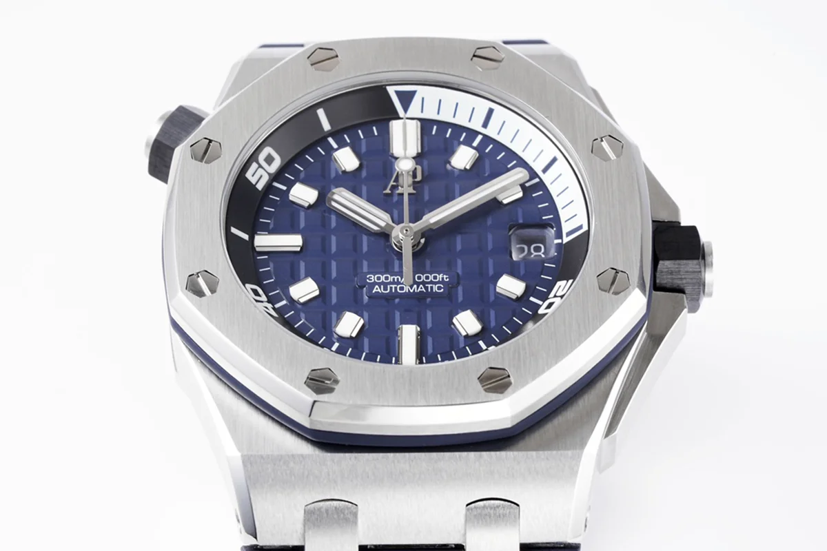 Royal Oak Offshore Diver Steel Blue Dial Ref. 15720ST.OO.A027CA.01