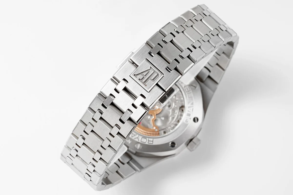 Royal Oak Perpetual Calendar 26613 Blue Dial in Steel