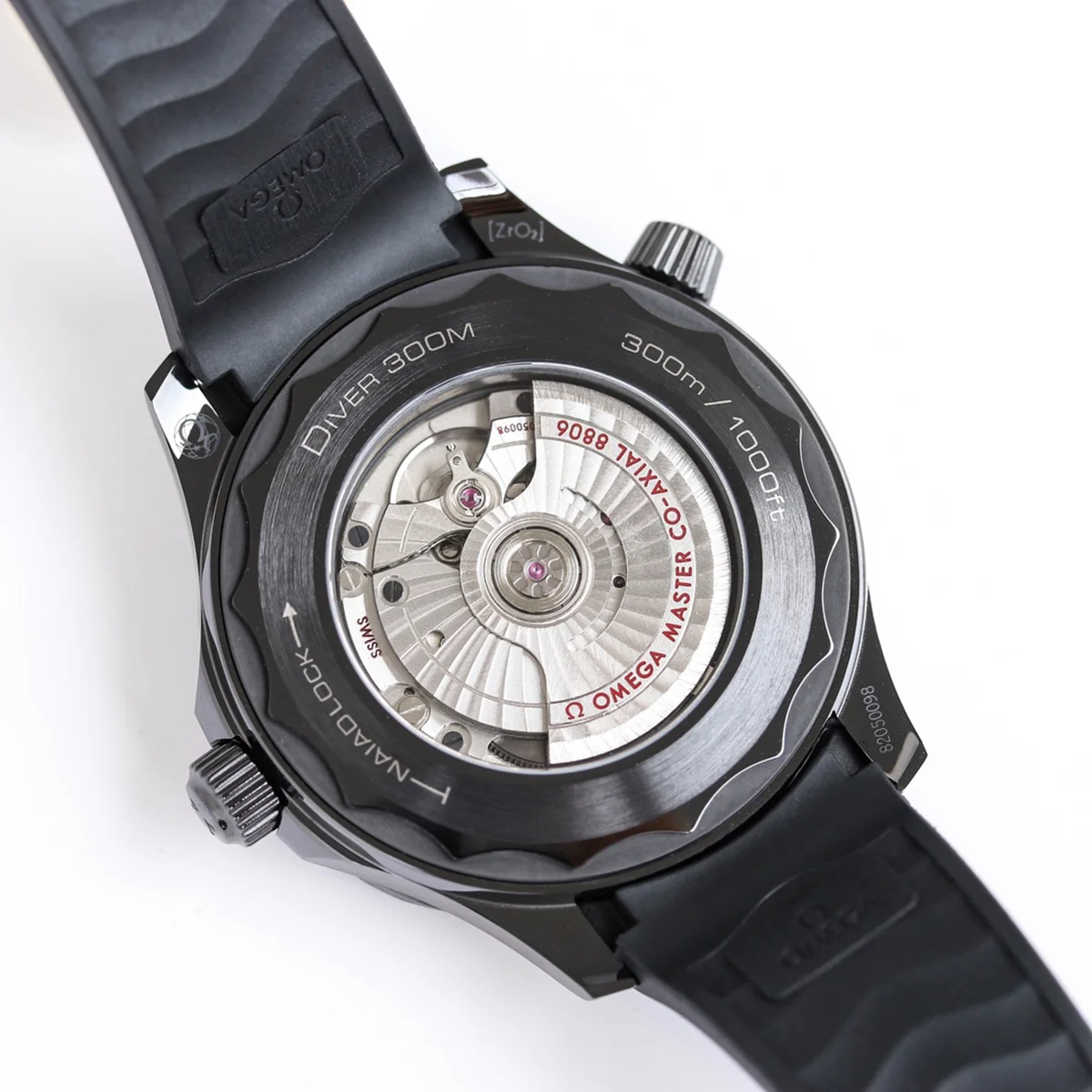 Seamaster Diver 300M Co-Axial Master Chronometer 43.5mm 210.92.44.20.01.003 on Rubber Strap