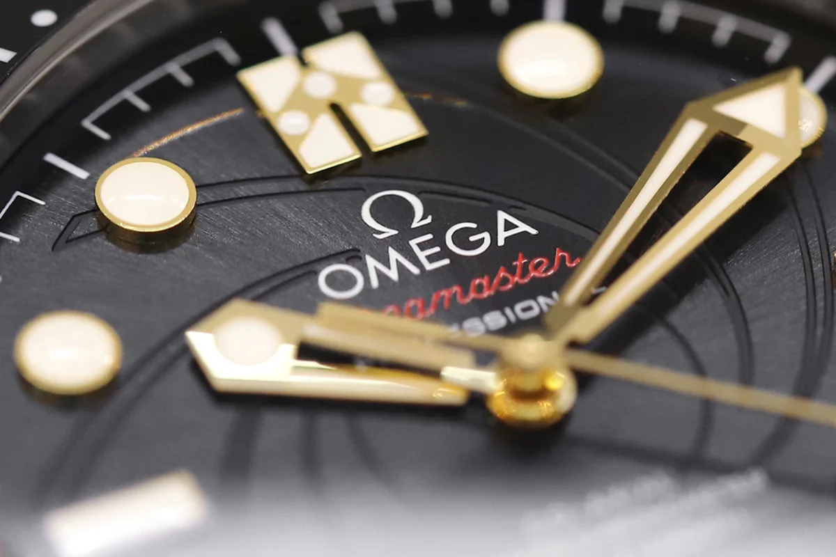 Seamaster Diver 300M Co-Axial Master Chronometer “James Bond Limited Editon” Ref. 210.22.42.20.01.004
