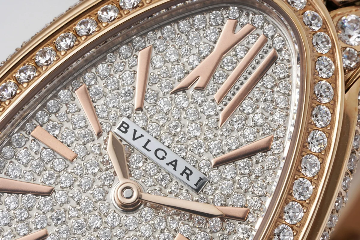 Serpenti Seduttori Watch Full Diamond Paved Dial in Yellow Gold