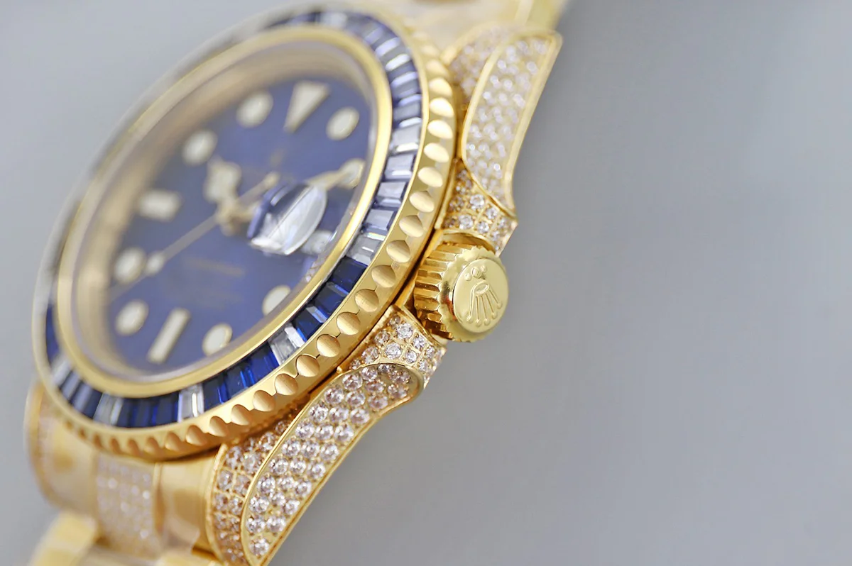 Submariner 116618LB Blue Dial in Yellow Gold with Diamonds