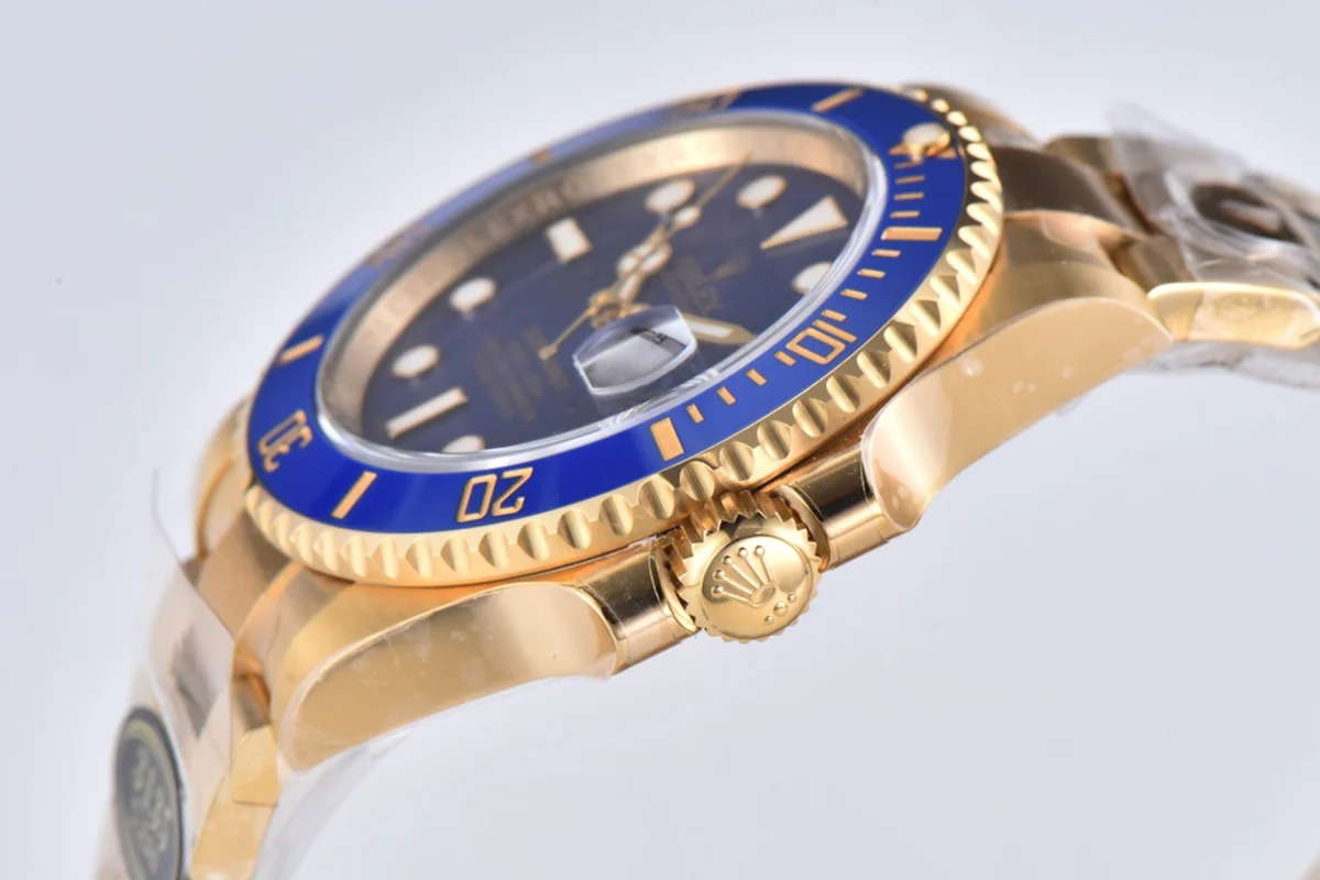 Submariner 40 116618LB Blue Ceramic in Gold