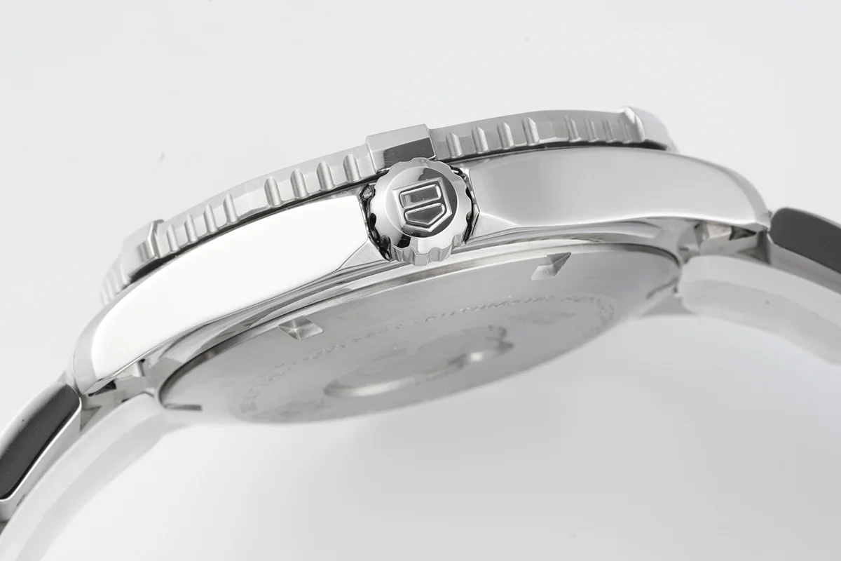 Tag Heuer Aquaracer Caliber 5 Black Dial Ref. WAN2110.BA08