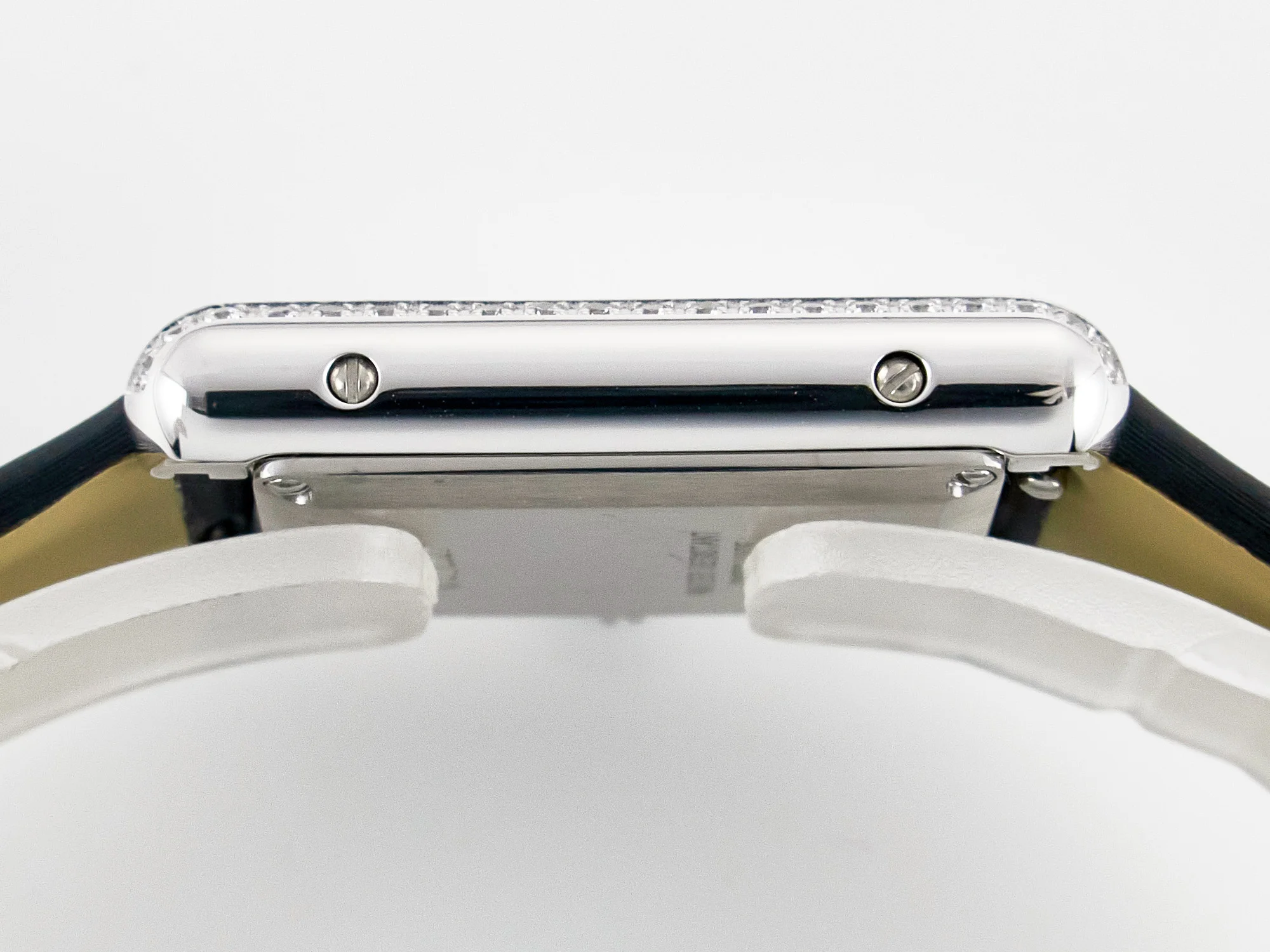 Tank Must Small SS 29mm DRF 1:1 Best Edition White Dial Diamonds Bezel on Black Calfskin Strap Swiss Quartz