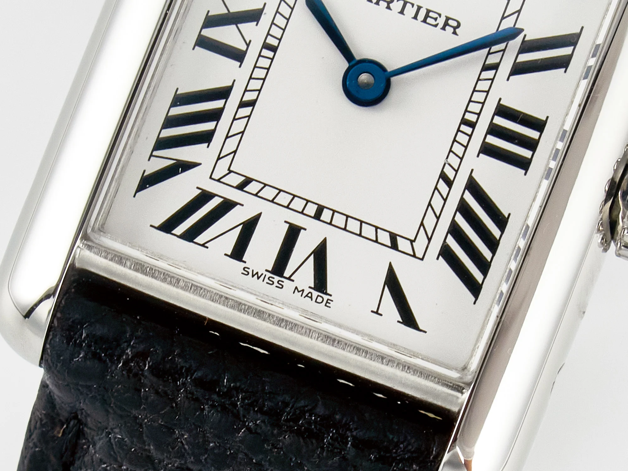 Tank Must Small SS 29mm DRF 1:1 Best Edition White Dial on Black Leather Strap Swiss Quartz
