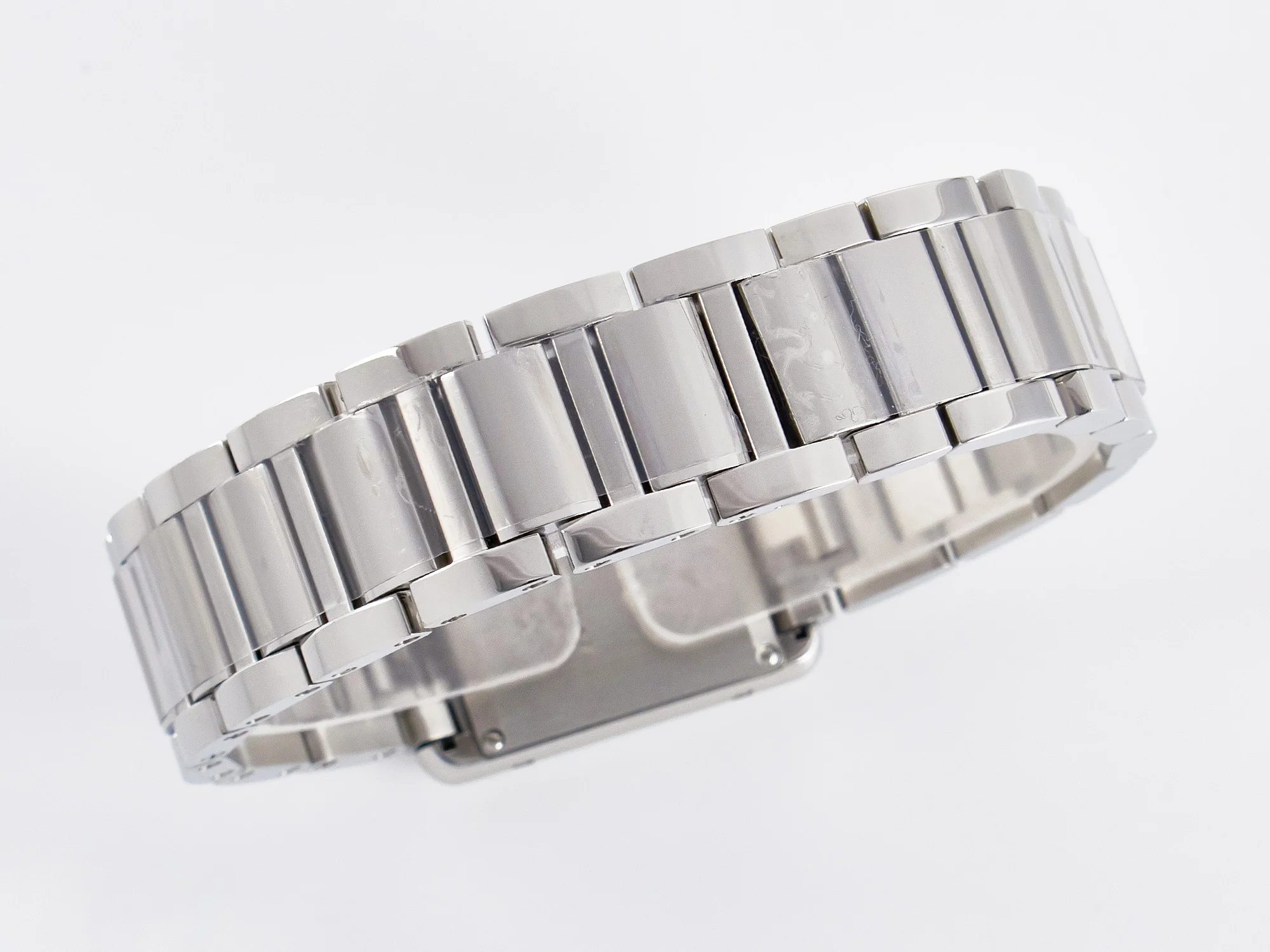 Tank Must SS 33.7mm DRF 1:1 Best Edition White Dial on SS Bracelet Jap Quartz