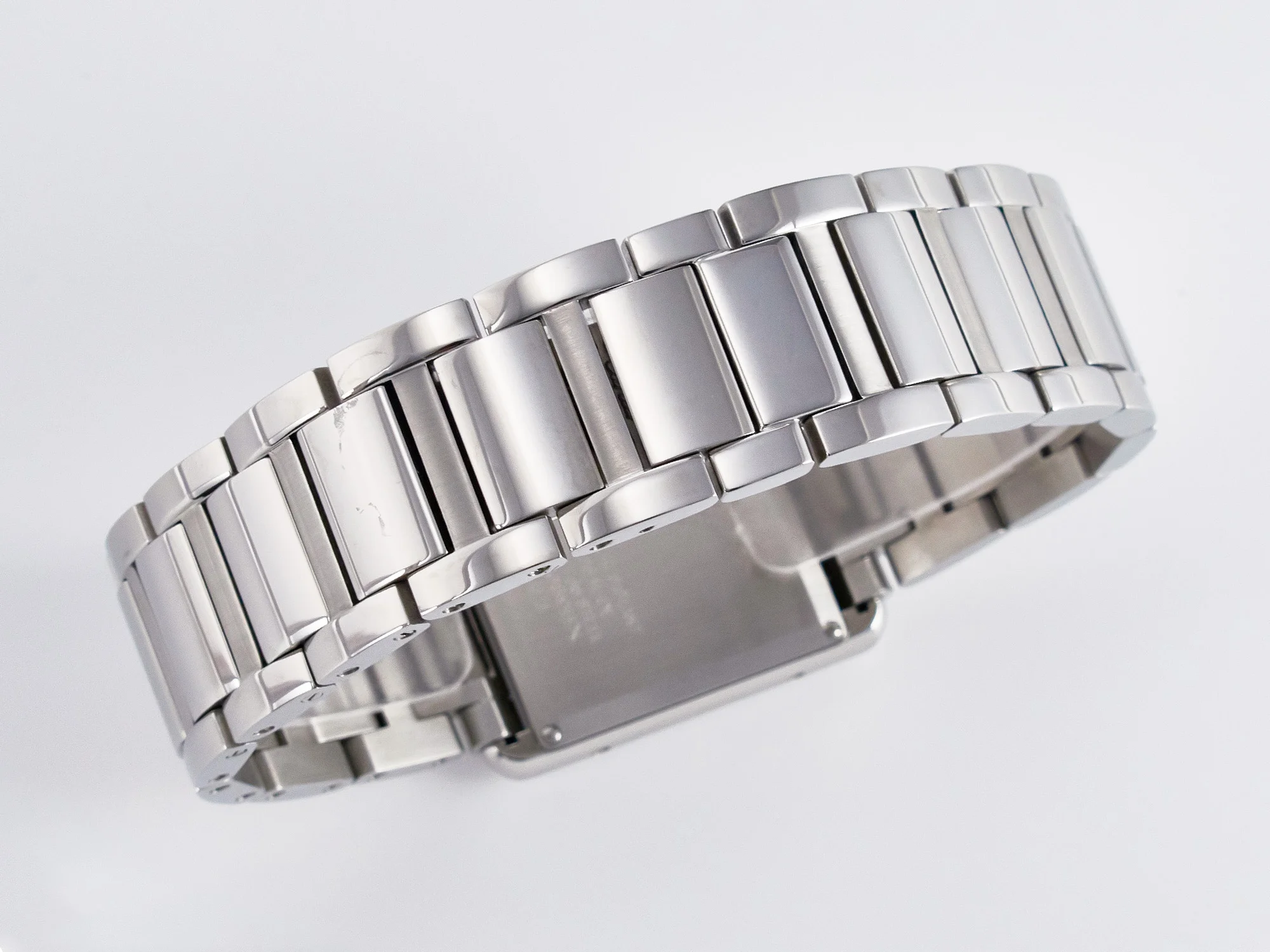 Tank Must SS 33.7mm DRF 1:1 Best Edition White Dial on SS Bracelet Jap Quartz